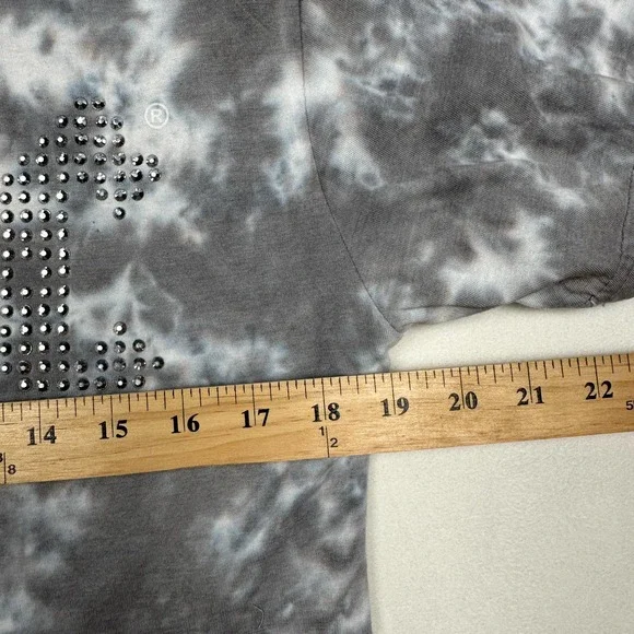 NWT AC/DC  Sz S Tie Dye Short Sleeve Jeweled‎ Studded Spellout Concert Tee Shirt - Picture 4 of 10